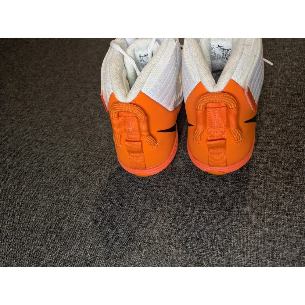 NIKE FORCE SAVAGE PRO 2 WHITE ORANGE FOOTBALL CLEATS BV3969-108 SIZE 16 SHOES